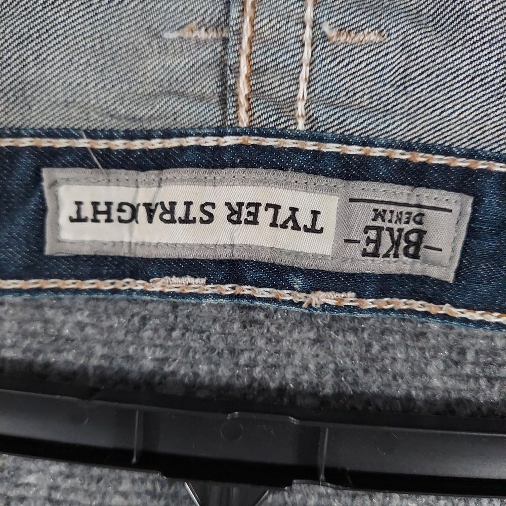 BKE Tyler Straight Jeans Mens Fits 38x28 Relaxed Straight Distress Thick Stitch‎ - Picture 3 of 11
